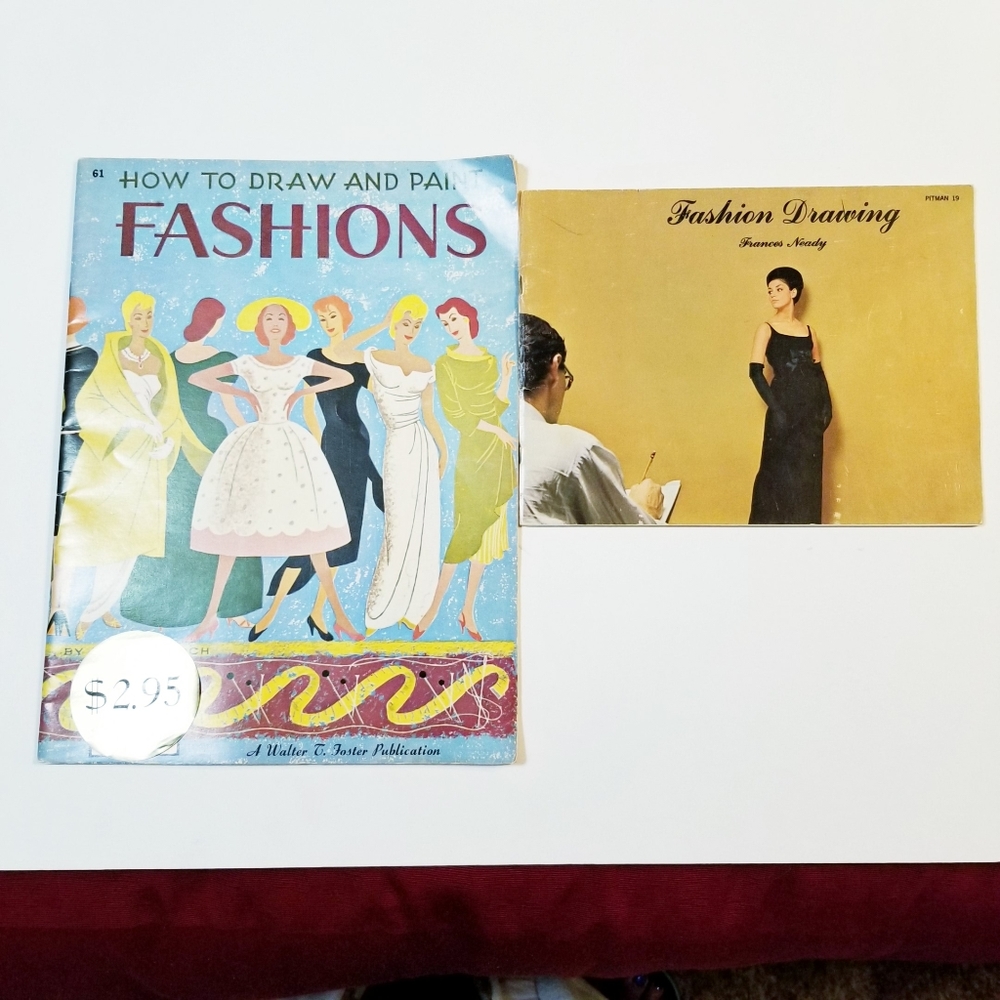 ❌SOLD❌Fashion Drawing Bundle Books